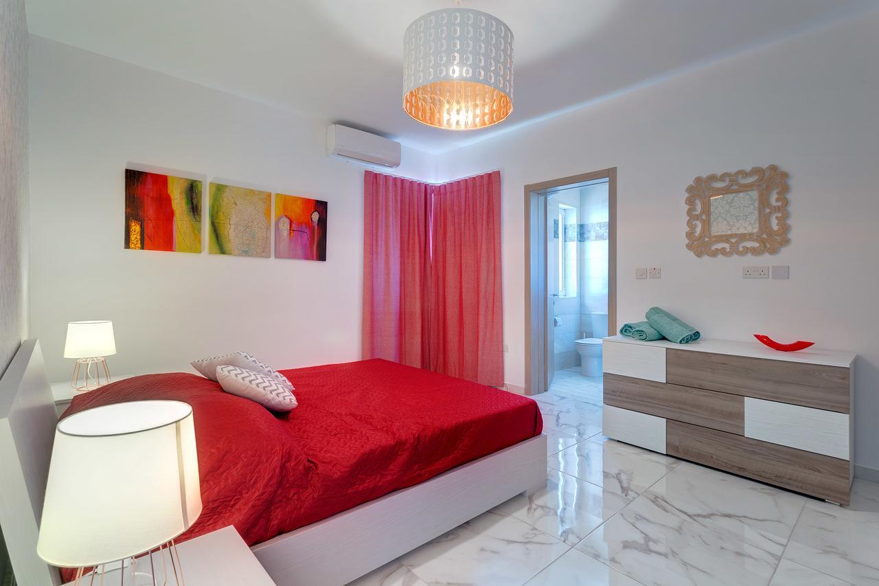 Marvelous 2 Bedroom Apartment By The Sea Qawra Luaran gambar