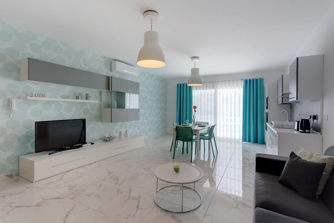 Marvelous 2 Bedroom Apartment By The Sea Qawra Luaran gambar